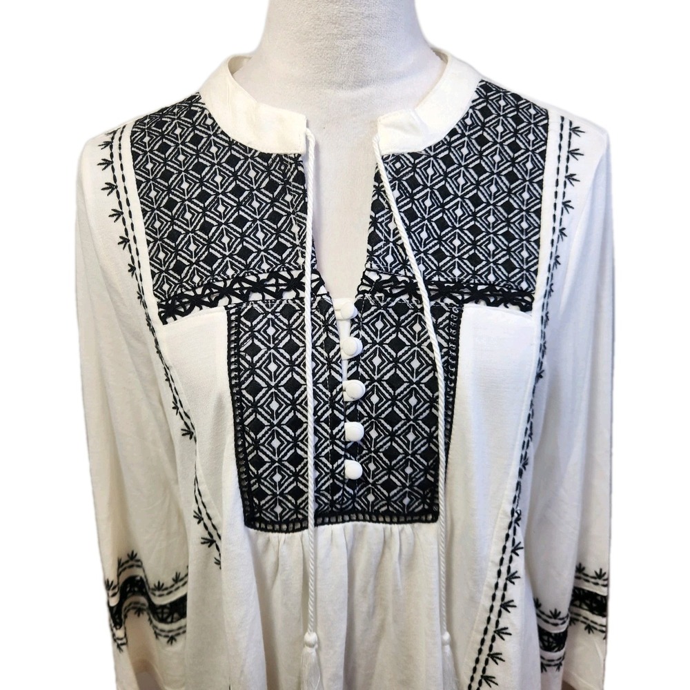 Izod Womens XL Embroidered Tunic Top White Black Boho Tasseled Coastal Shirt NWT